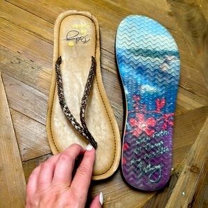 Bethany by Cobian Flipflops